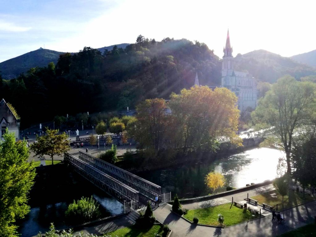 Santuario de Lourdes desde alojamiento (foto Diego Gómez 1º Bachillerato)